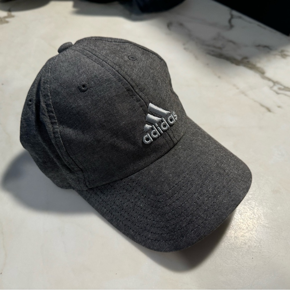 Adidas Workout Hat (Women’s)